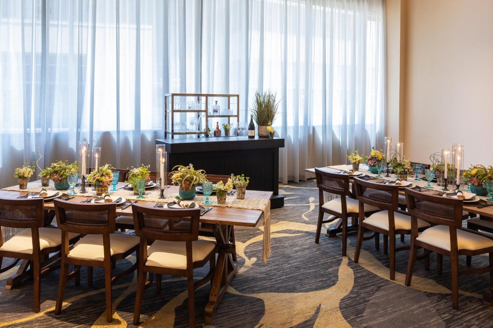 Kimpton Hotel Palomar Phoenix Cityscape By Ihg Exterior photo